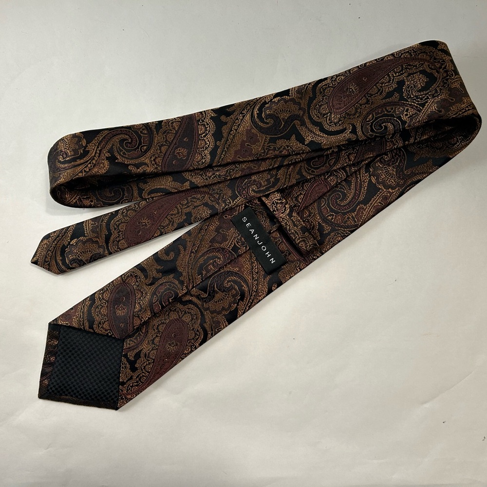 SEAN JOHN 100% Silk Brown & Black Paisley Tie - Picture 4 of 9